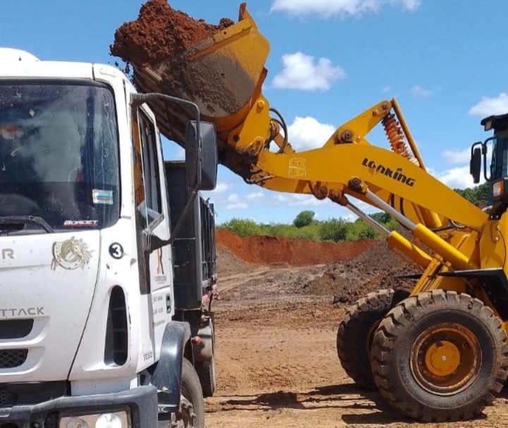 Oportunidad laboral: JR Construcciones busca chofer con experiencia en bi vuelco